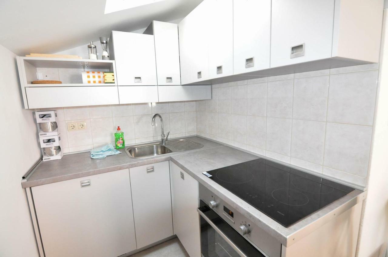Apartment Helen Ičići エクステリア 写真